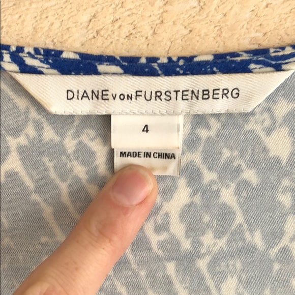 DVF Blue Snakeskin Print Jersey Wrap Dress - Picture 3 of 5